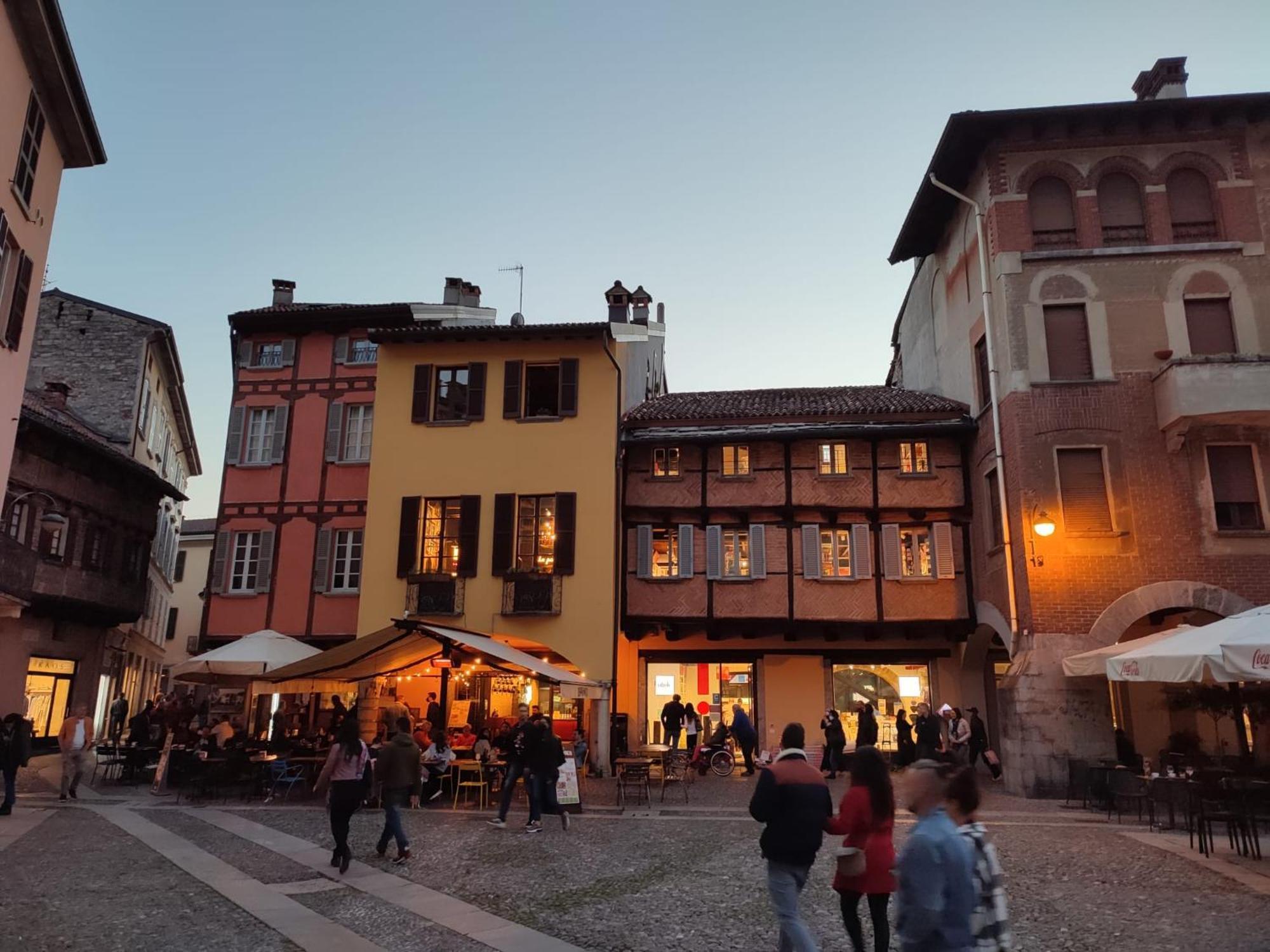 Lora Giusta Guest House Como Eksteriør billede